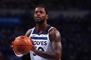 兰德尔：我们爱上了明尼苏达的清新空气 在这里不必每天追求完美