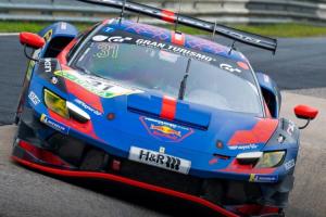 炸鱼！维斯塔潘首次参加纽北正赛，赢得NLS第9回合正赛全场冠军