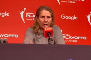 科利尔0罚5犯+疑似骨折！山猫主帅： 安排今日这三裁判是联盟渎职