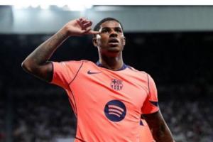 状态火热拉什福德最近5场比赛上场305分钟，参与6球：3球3助