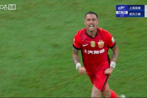 起死回生！莱昂纳多读秒绝杀！海港连扳两球3-2反超三镇！