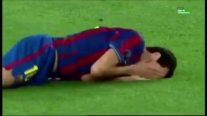 布教授宣布退役！经典一幕布斯克茨倒地惊鸿一瞥