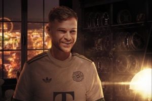 基米希解锁德甲300场里程碑，前299场贡献29球81助