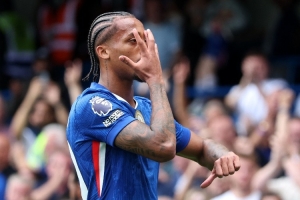 布莱顿主帅谈若昂-佩德罗战旧主：很难找替代者；会用整体去防他