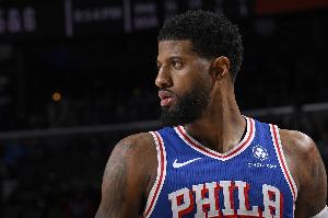 乔治：上赛季一直没彻底摆脱伤病困扰 现在身体状态越来越好