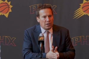 太阳老板：新赛季成绩不会仅通过胜负来衡量 要看成功与否