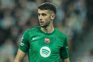 巴萨跟队记者：霍安-加西亚今天下午5点接受手术