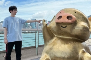 Flandre晒在香港游玩照片：我赖疙宝又旅行了