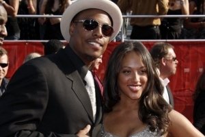 皮尔斯：我已有妙不可言的新恋情&处于你侬我侬的阶段 不排除再婚