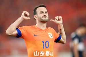 卡扎伊什维利首次回应续约问题：希望留下，但很多事情还不确定