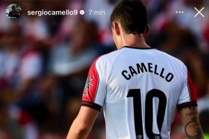 巴列卡诺前锋因骂曼萨诺被红牌罚下，社媒道歉：冲动了，请求原谅