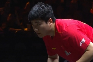 WTT中国大满贯男单：梁靖崑3-1队友林高远晋级16强