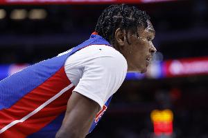 活塞主帅：期待奥萨尔霍兰取得进步 会让他们更多地搭档出场