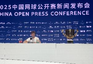 辛纳：中网很特别想在这打十年 别拿我和德约比较 他属于不同联赛