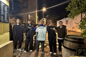 21俱乐部小聚！donk与老队友Magixx、zweih同框