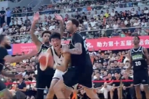 媒体人：徐昕张明池离队&大外变动 焦泊乔下季绝对是广东内线核心