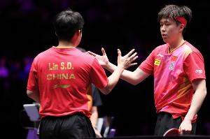 王楚钦和林诗栋谈夺冠：决赛准备很充分，沟通和配合也越来越默契