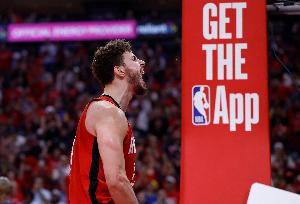 媒体人：申京这欧洲杯真不白打 有他在火箭这个进攻还是能看的