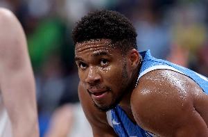 巴克利：雄鹿尽力了 讨厌听到字母哥夺不了冠就离开的这种话