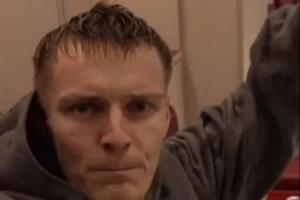 距世界杯一步之遥！挪威全队赛后狂欢，厄德高因伤只能坐着庆祝