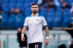 米体：拉齐奥前锋卡斯特拉诺斯大腿肌肉拉伤，预计将缺席一个半月