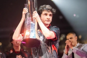 G2辅助Labrov：我们没有展现G2真正的实力，需要重新考虑BP