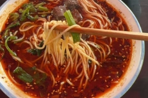 西卡：blg跟T1两大豪门掉入了死亡1-2 后面比赛越来越精彩咯