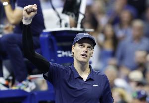 仅丢2局！辛纳58分钟速扫阿尔特迈尔，晋级ATP500维也纳16强