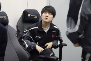 听见你说！哥哥怎么隐身了？JackeyLove两局仅拿下5/6/4的尴尬战绩