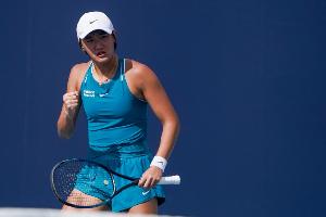 WTA250中国香港站女单首轮：王曦雨0-2不敌费尔南德斯