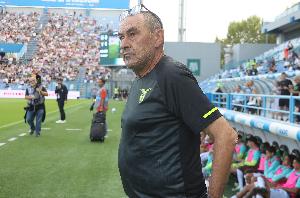 萨里：球队还没具备踢出我足球风格的条件，只能调整战术顺应球员