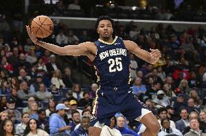 你得站出来！墨菲半场11中6&三分7中4砍16分2助 次节独揽13分