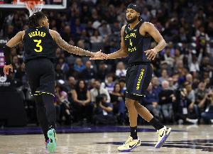 理查德谈自己出现在正确位置：经常向老将提问&学习 保持同一节奏