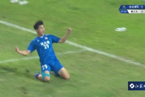 南通先拔头筹！通过定位球率先进球