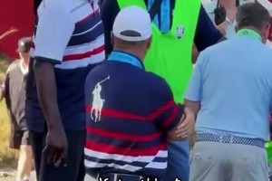 “看看这是谁～篮球之神迈克尔乔丹现身观看莱德杯