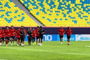 严鼎皓:这场是蓉城亚冠的第一个主场，我们将全力以赴！