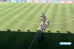 14岁梅西单场炸裂集锦，他踢球的方式真的没有变过啊