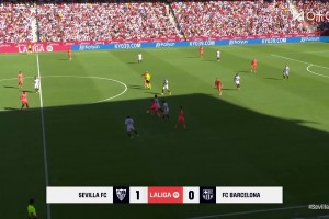 巴萨0-2落后！孔德中场丢球，罗梅罗反击包抄破门