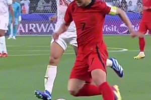 放肆！昔日孙兴慜假摔，被马宁出示黄牌警告