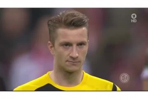 罗伊斯看着莱万：后来你们都去了拜仁，只有我留守在多特