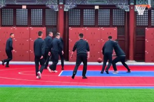 “双生镜像”奥萨尔-汤普森！活塞暗藏的防守艺术家！