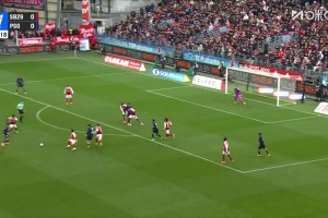 巴黎1-0轻松领先！阿什拉夫禁区垫射破门首开记录