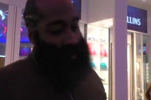 鹤立鸡群！看看15岁的文班是怎么打球的，真是瞎眼可见的天赋啊！