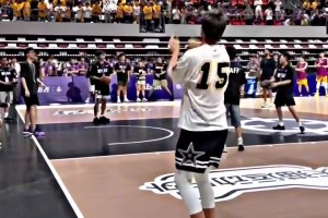 卖票让球迷看！里夫斯中国行训练几乎不投丢 这就是NBA球员！