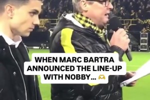 氛围太好了！名场面：队草巴特拉与诺比大叔播报多特首发名单！