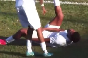 不会siu有风险！巴西球员模仿C罗庆祝时受伤