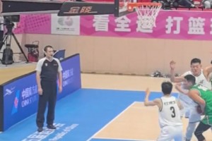 哥们，你说他这波操作什么水平？