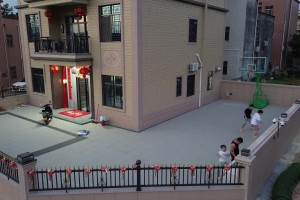 徐杰在这种庭院打球过？篮球爱好者的梦！独栋楼+小远+篮球场