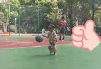 2岁“小孩哥”带球上篮，动作一气呵成命中率超高