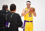 帕金斯：詹姆斯缺阵时里夫斯场均28分本赛季他能成全明星